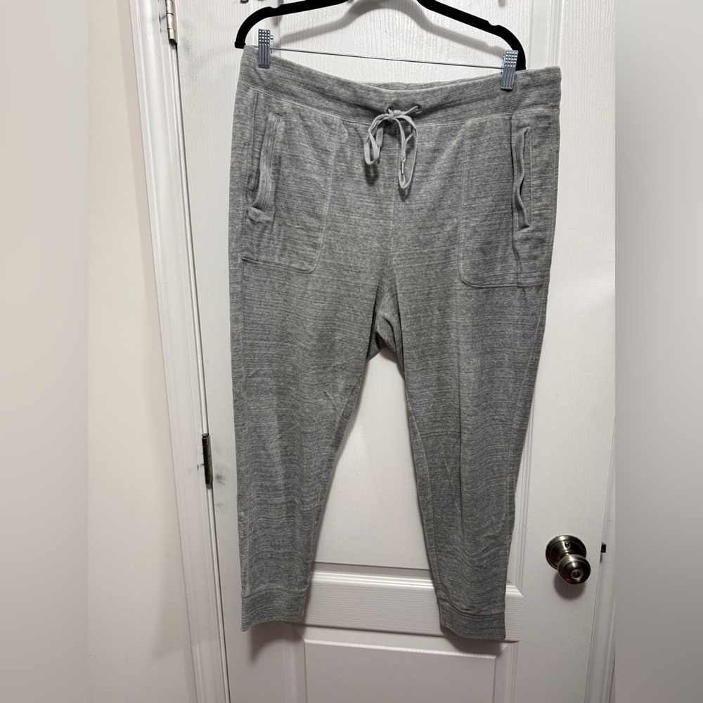 Lou & Grey Velour Joggers Women’s L Gray Cropped High Rise‎ Drawstring Neutral